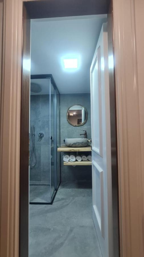 Bujtina Gjyshi Ilo Hotel Tushemisht Bagian luar foto